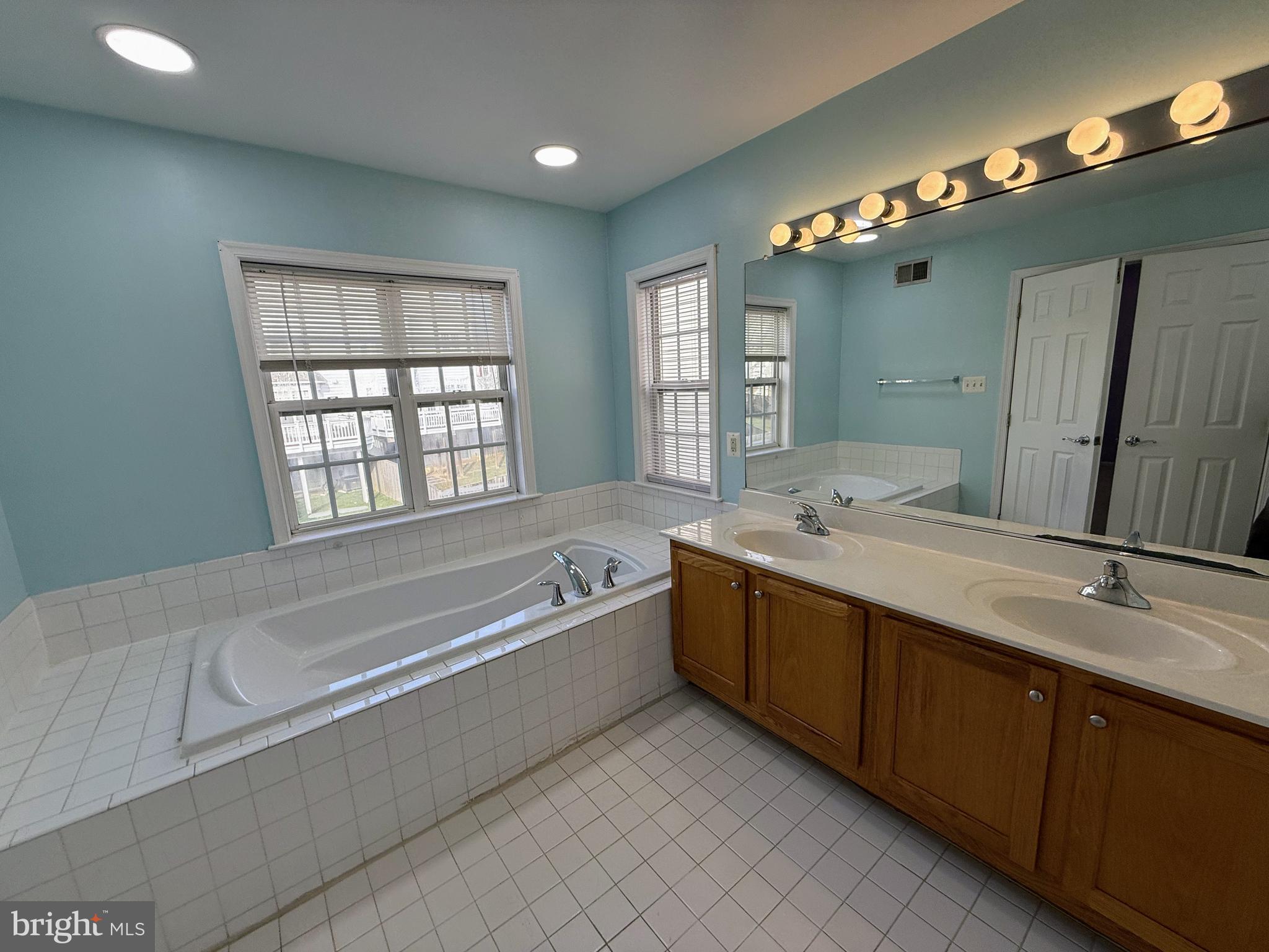 QUINCE ORCHARD PARK - Residential Lease