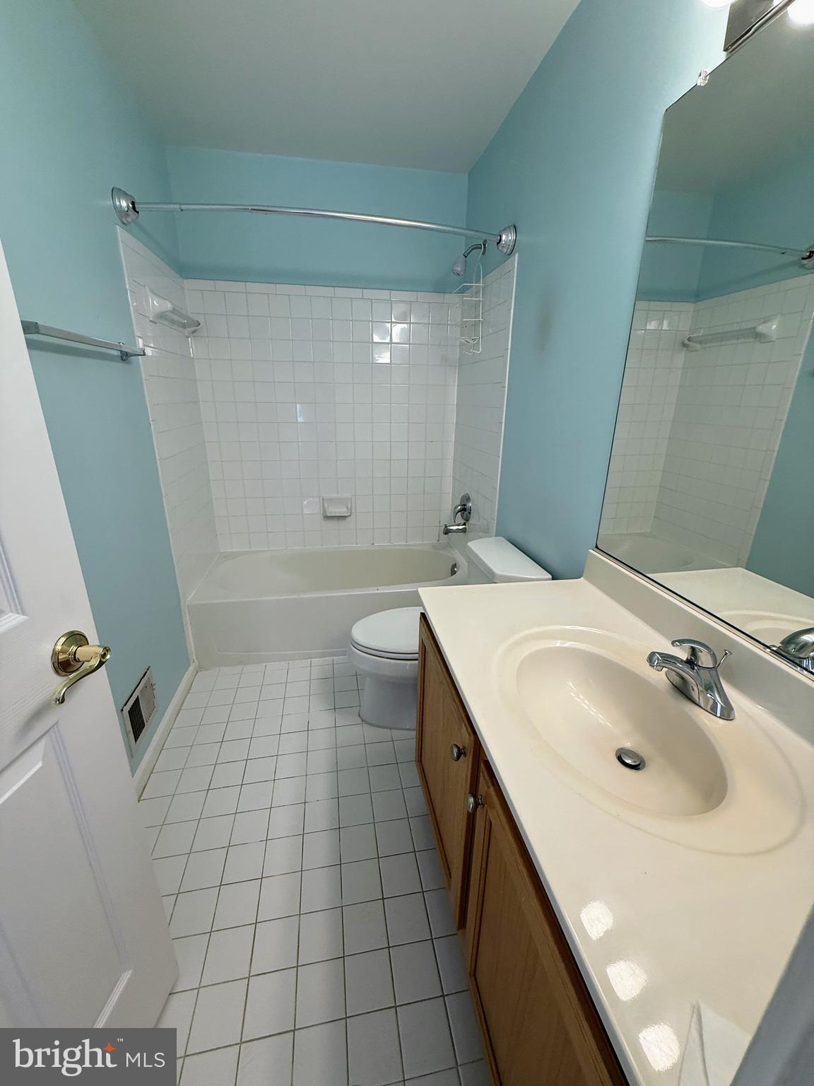 QUINCE ORCHARD PARK - Residential Lease