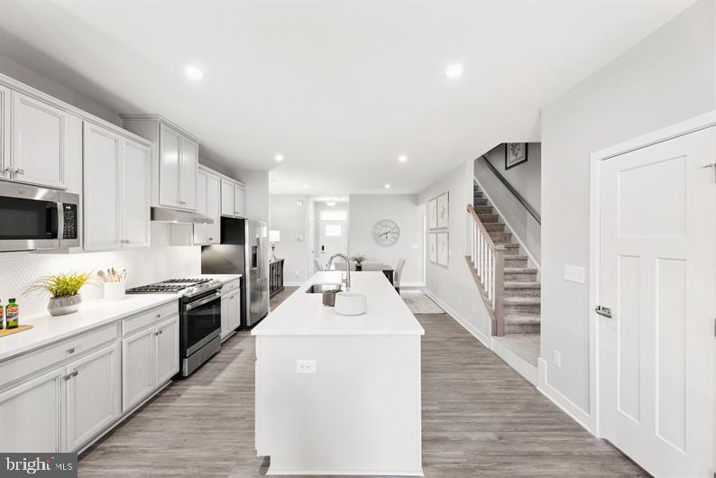 5036 HELTON DRIVE