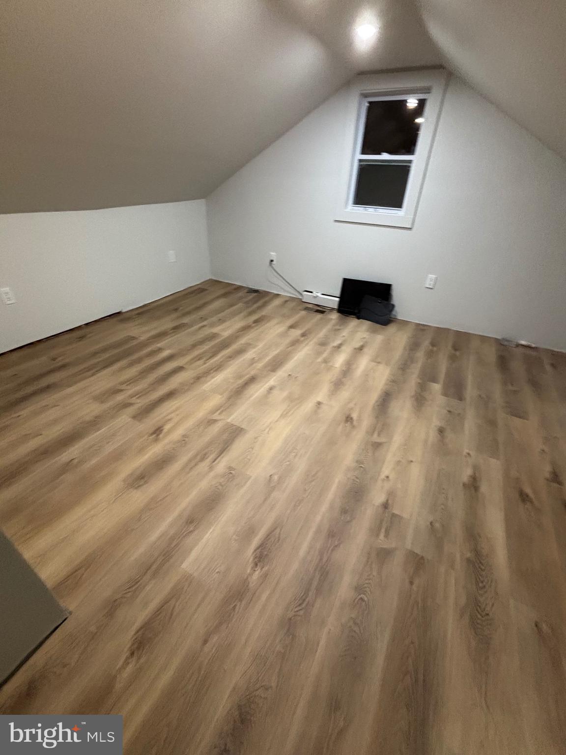 GRAY MANOR - Residential Lease