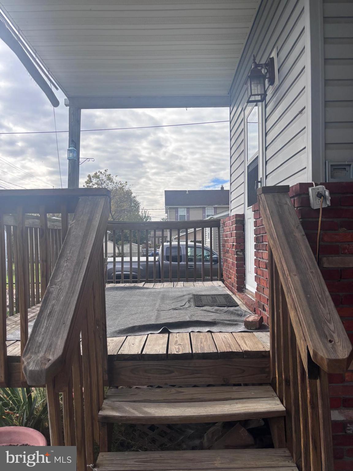 GRAY MANOR - Residential Lease