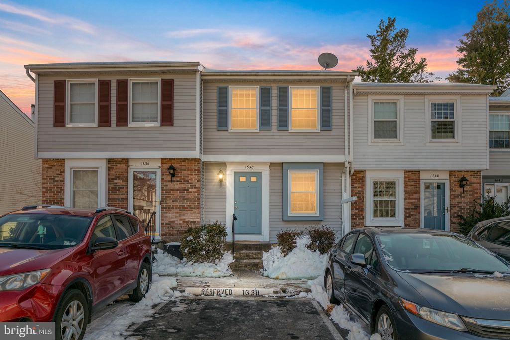 Photo of 1638 10th Street S, ARLINGTON, VA 22204 (MLS # VAAR2068216)