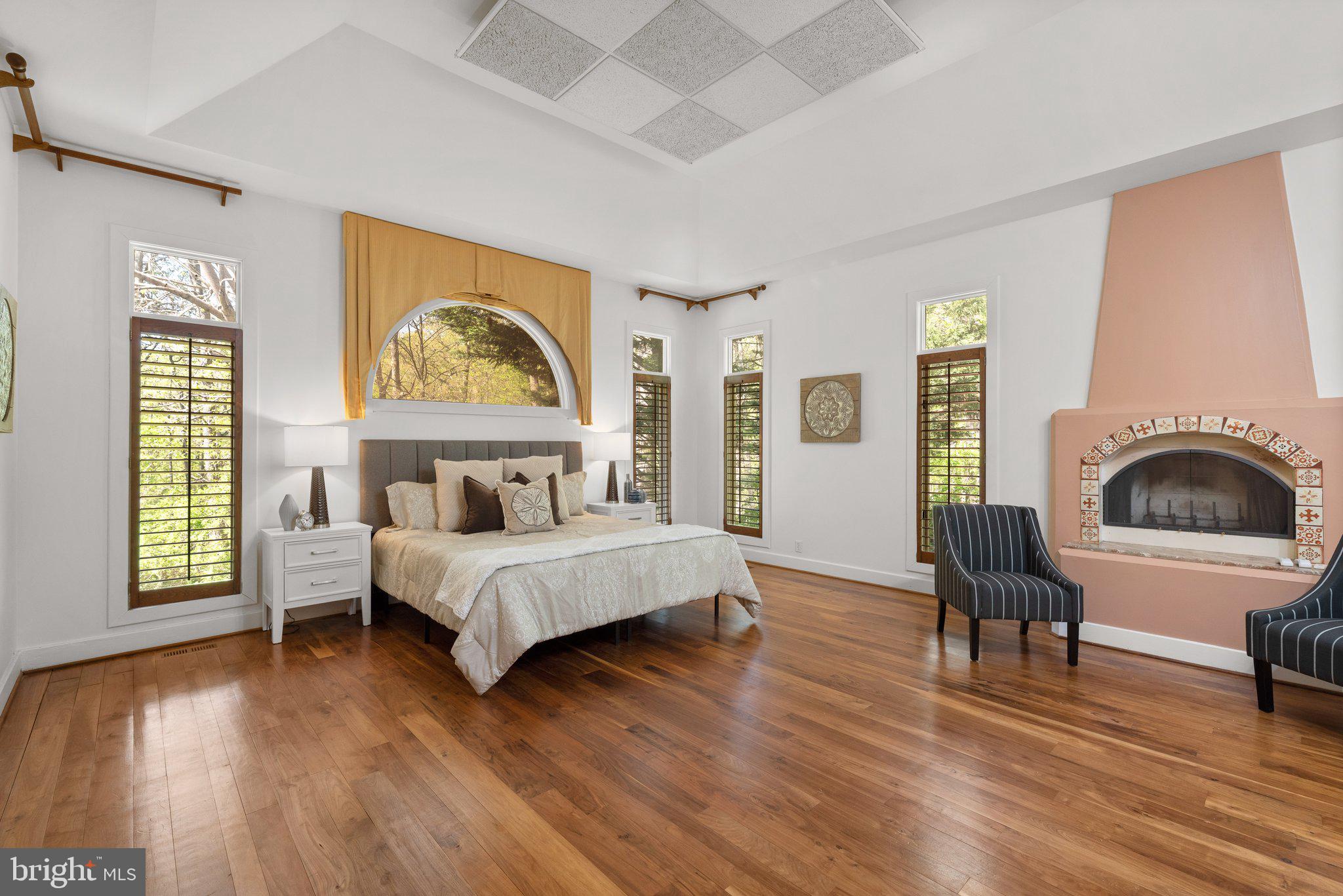 BOWIE MILL ESTATES - Residential