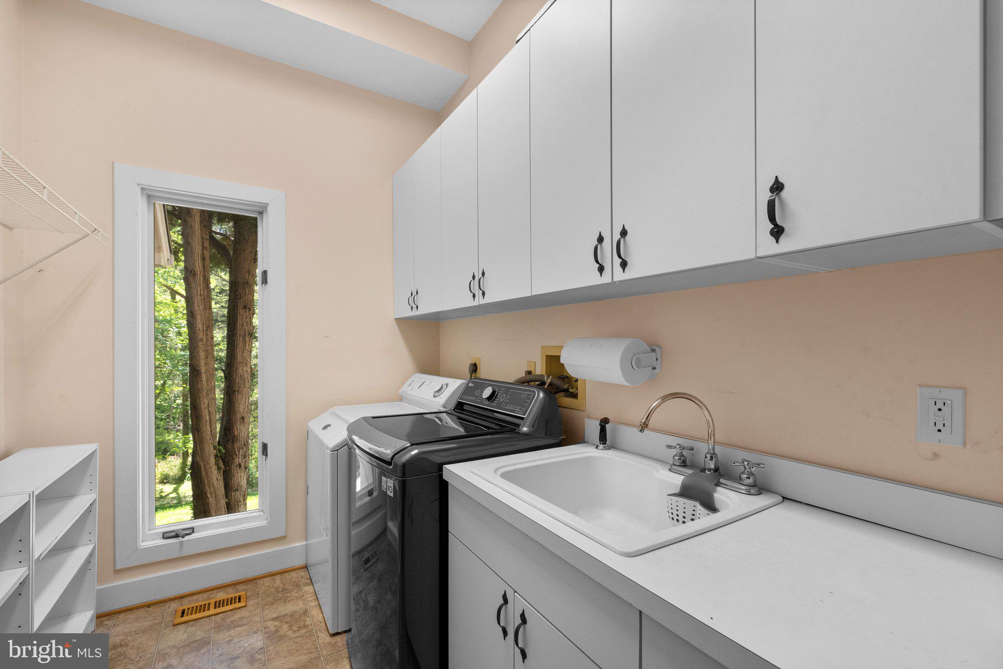 BOWIE MILL ESTATES - Residential