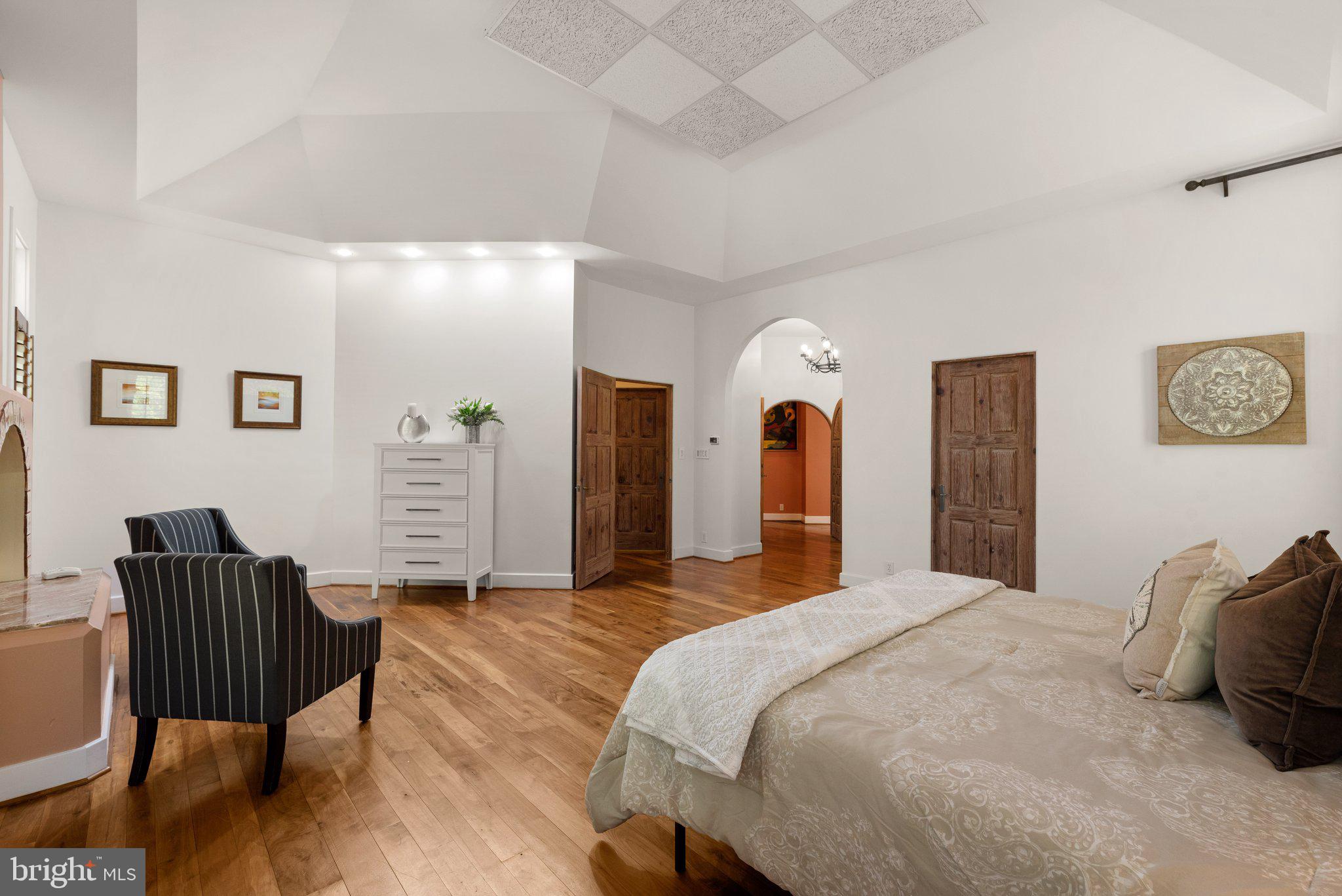 BOWIE MILL ESTATES - Residential