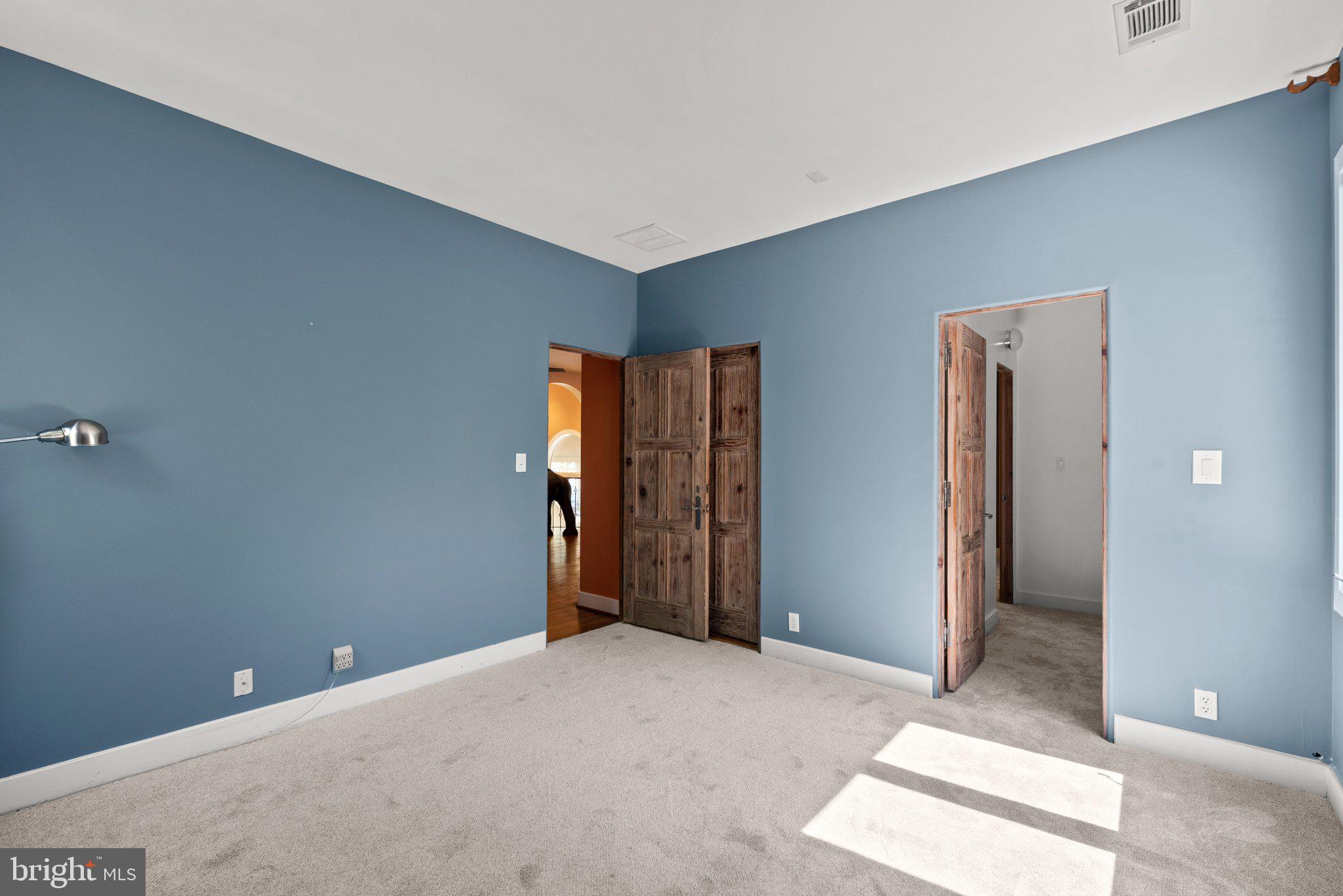 BOWIE MILL ESTATES - Residential