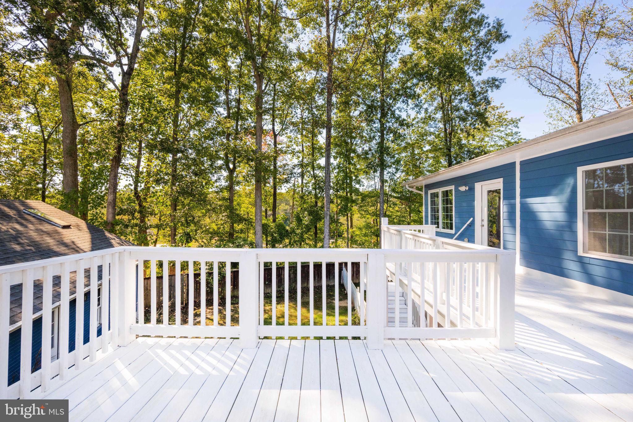 LAKE RIDGE - Residential