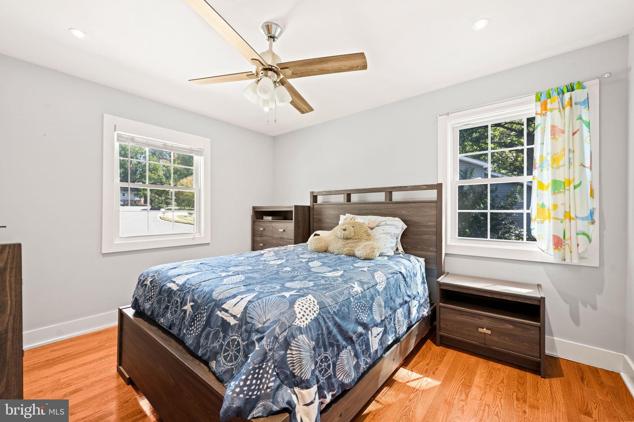 LAKE RIDGE - Residential