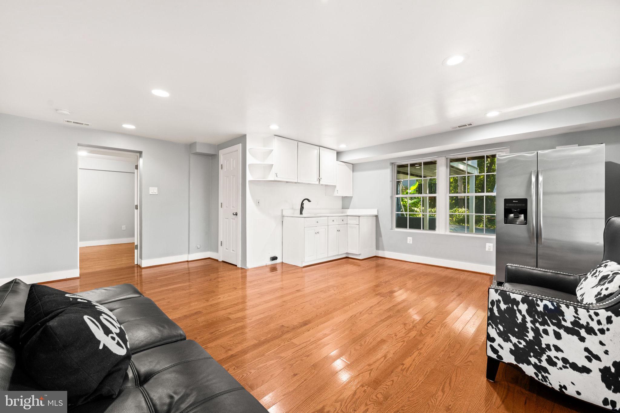 LAKE RIDGE - Residential