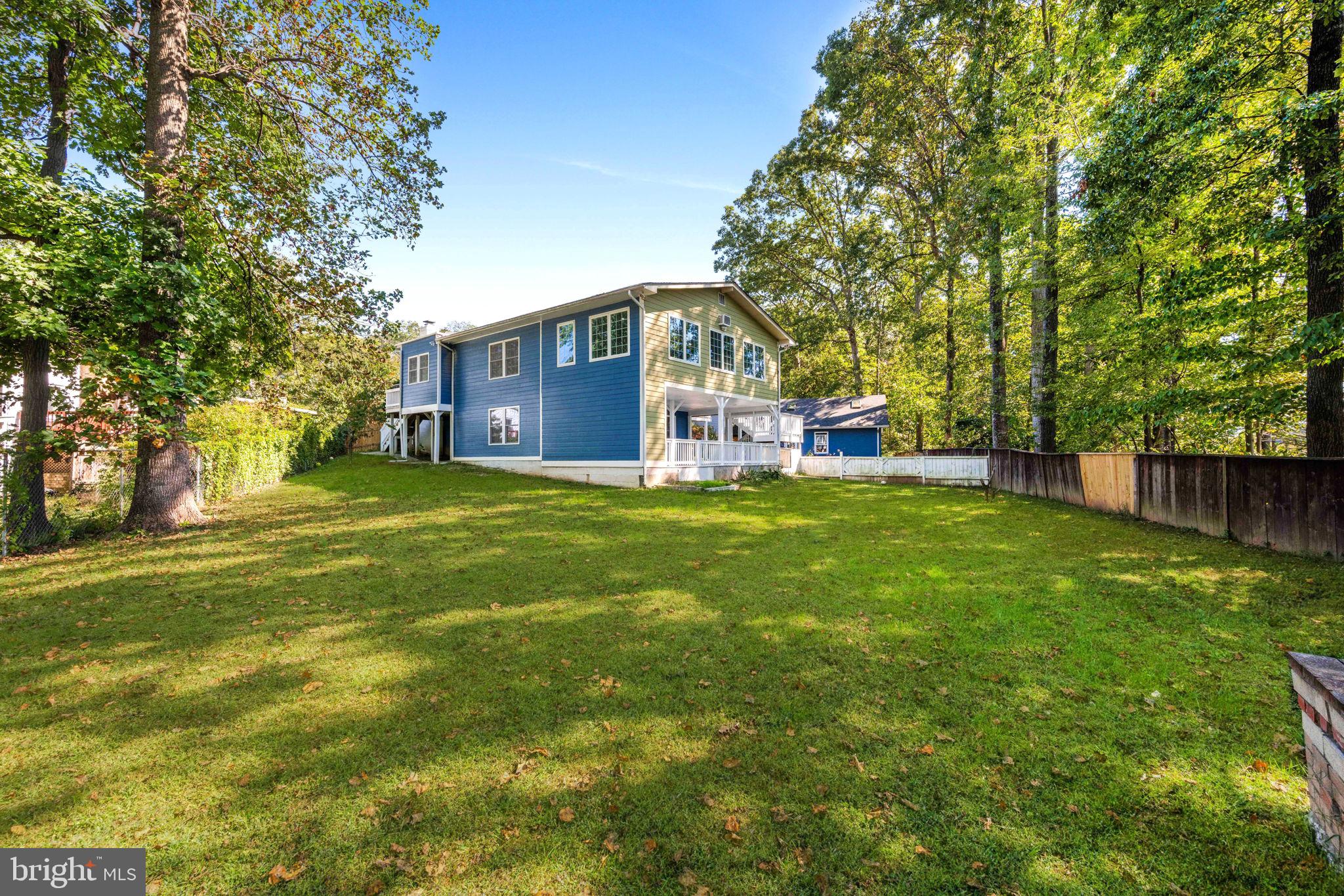 LAKE RIDGE - Residential