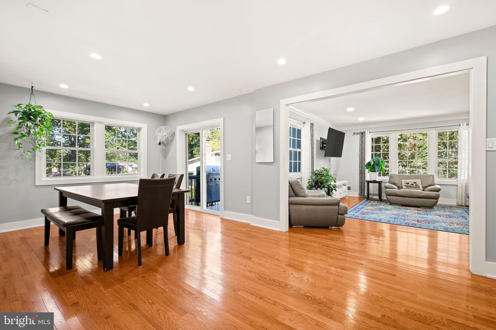 LAKE RIDGE - Residential