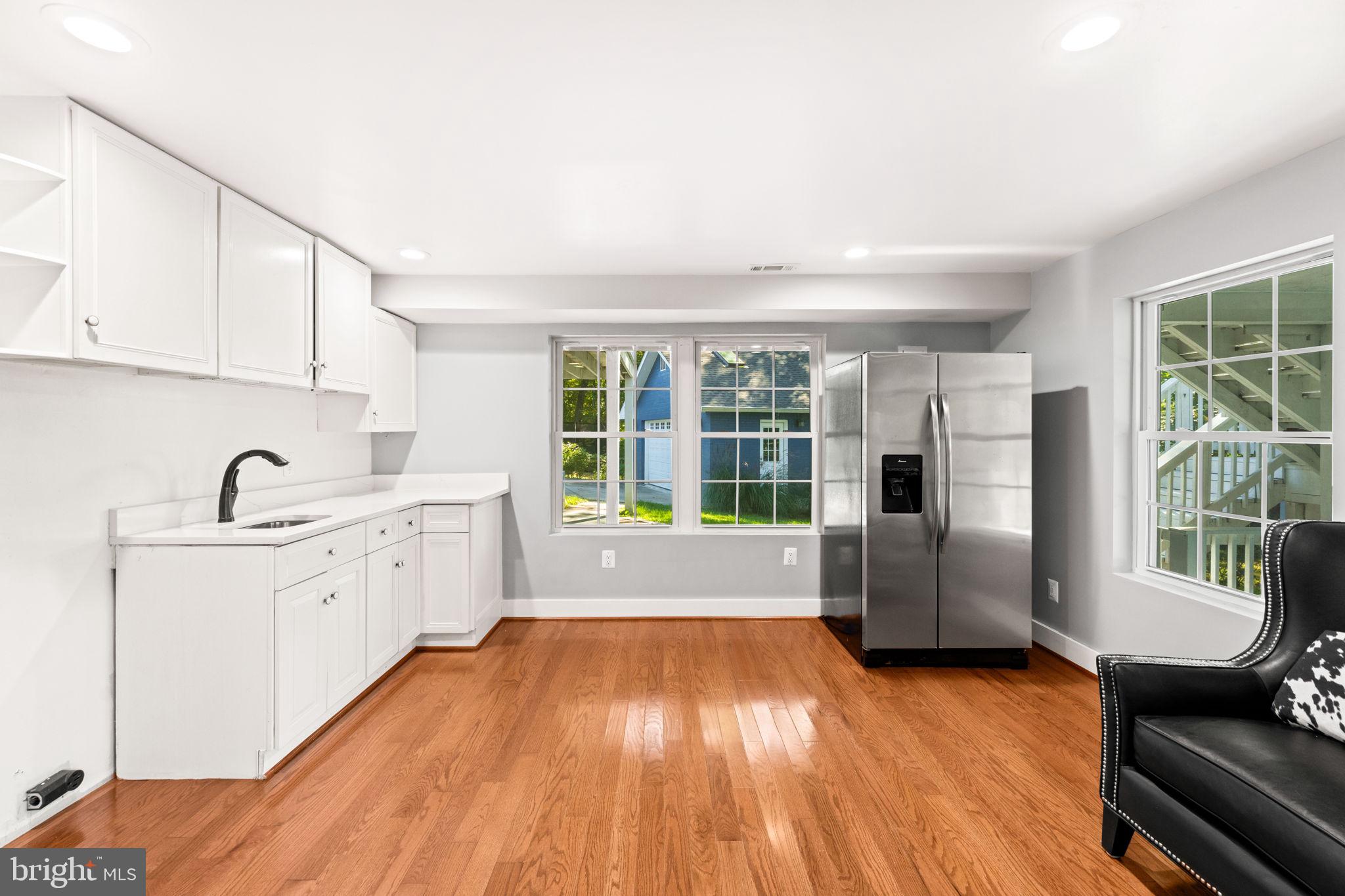 LAKE RIDGE - Residential