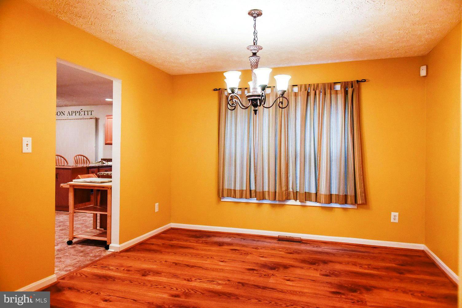 ESSEX SOUTH - Residential