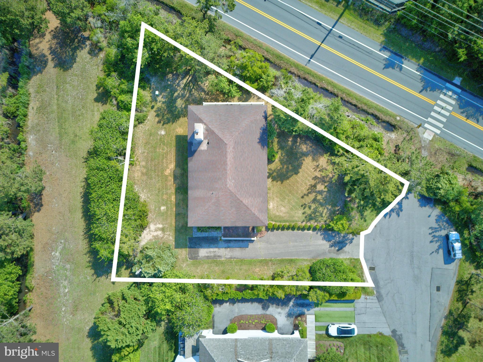 A rare opportunity to own one of only six oceanside homesites in the h – image 32