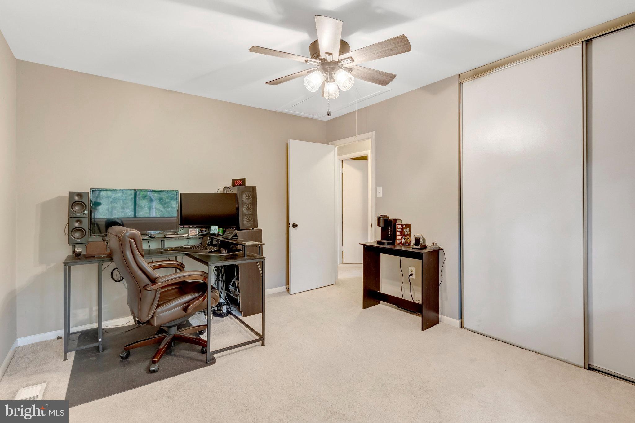 BURKE CENTRE CONSERVANCY - Residential Lease