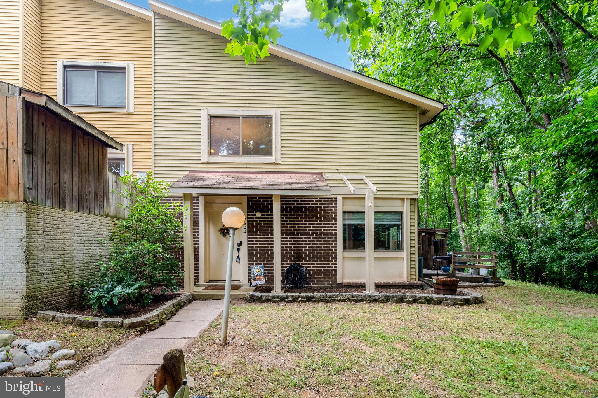 BURKE CENTRE CONSERVANCY - Residential Lease