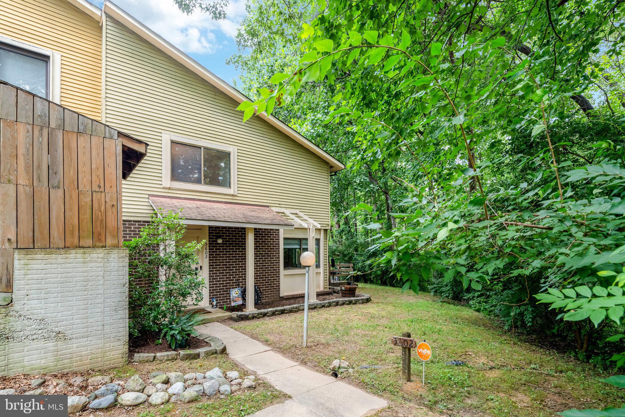 BURKE CENTRE CONSERVANCY - Residential Lease