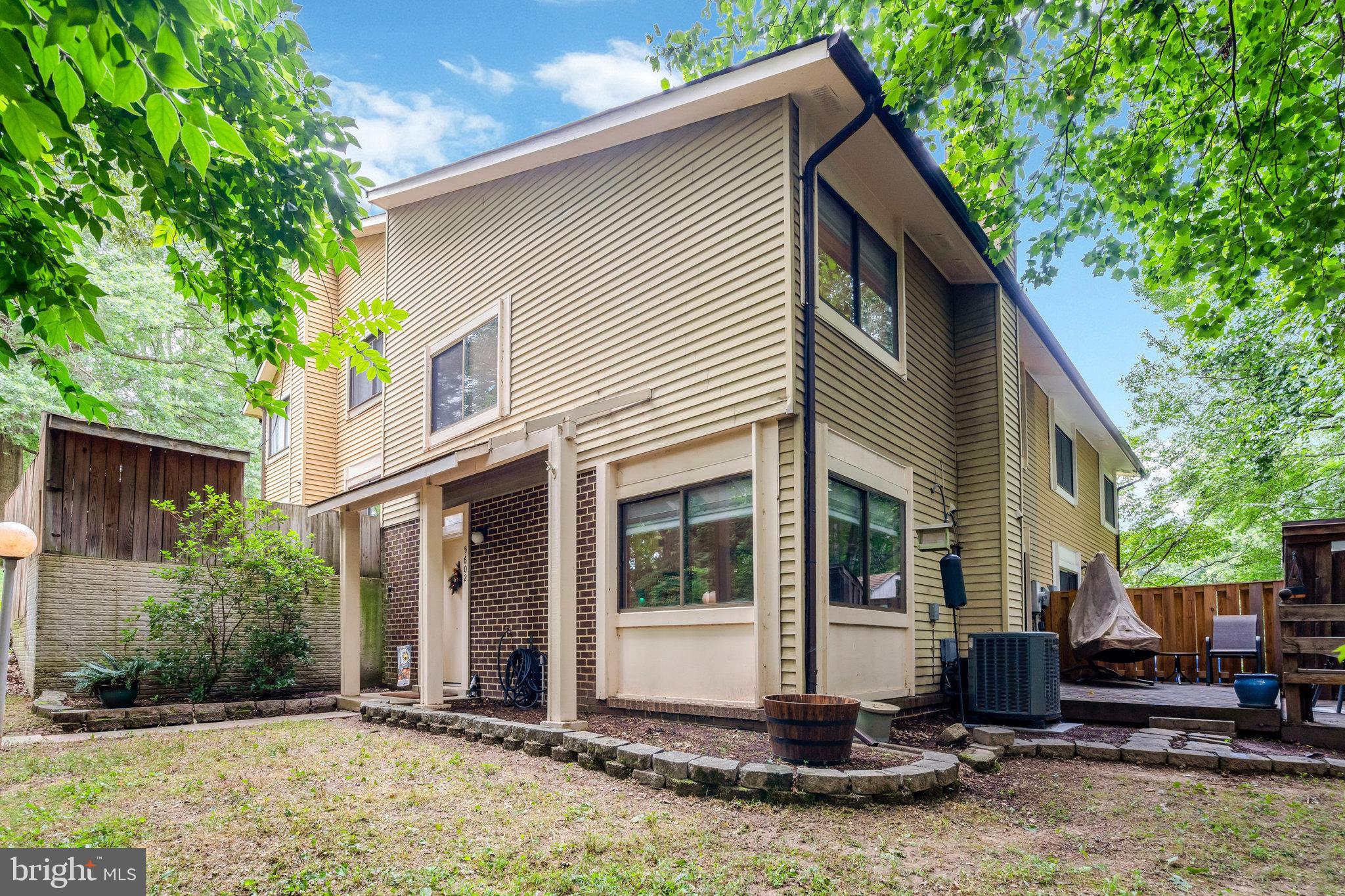 BURKE CENTRE CONSERVANCY - Residential Lease