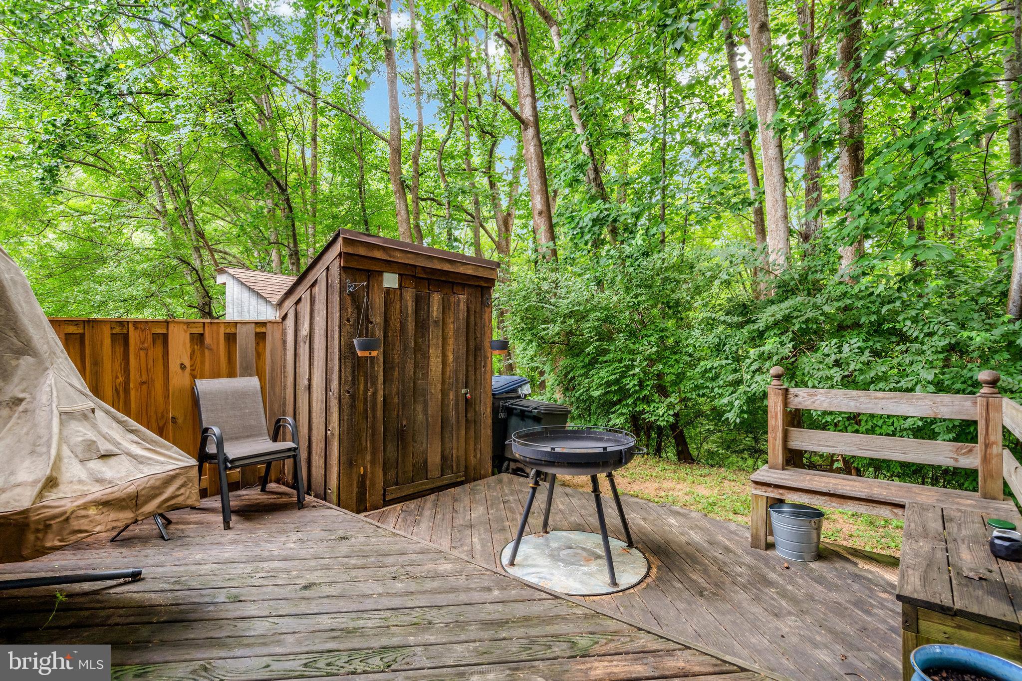 BURKE CENTRE CONSERVANCY - Residential Lease