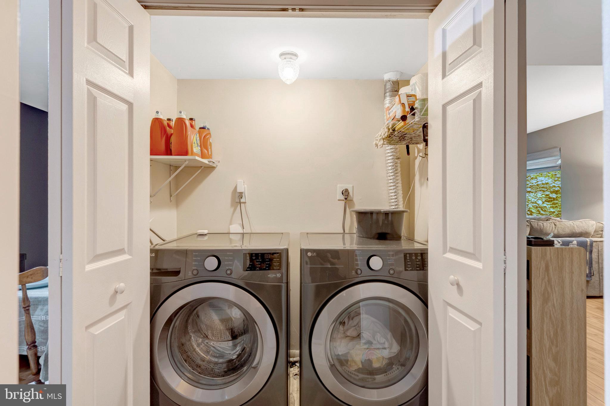 BURKE CENTRE CONSERVANCY - Residential Lease