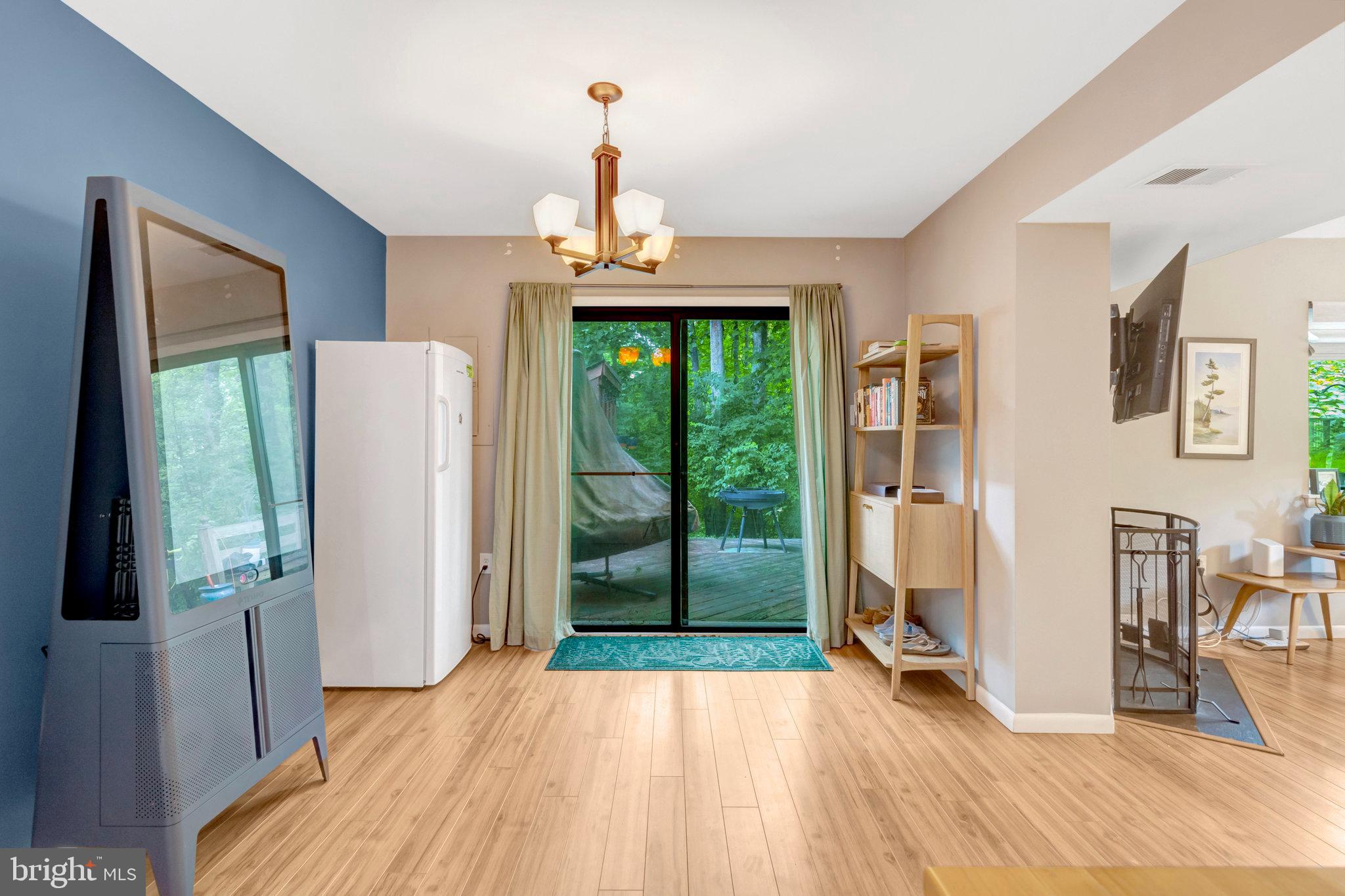 BURKE CENTRE CONSERVANCY - Residential Lease