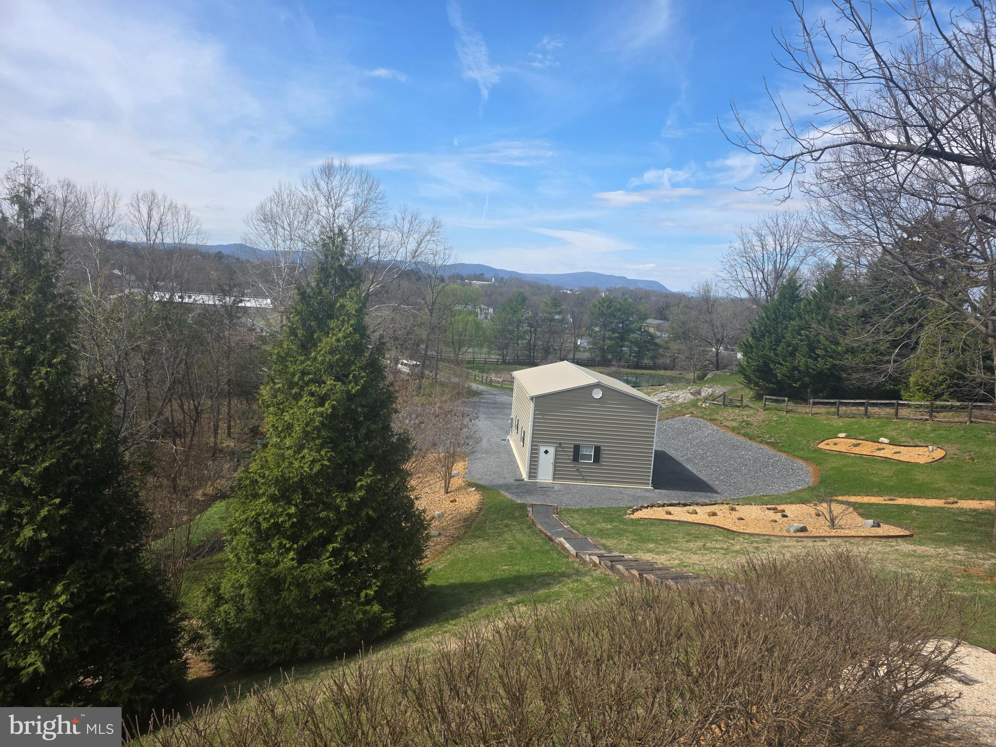 BEAU RIDGE - Residential