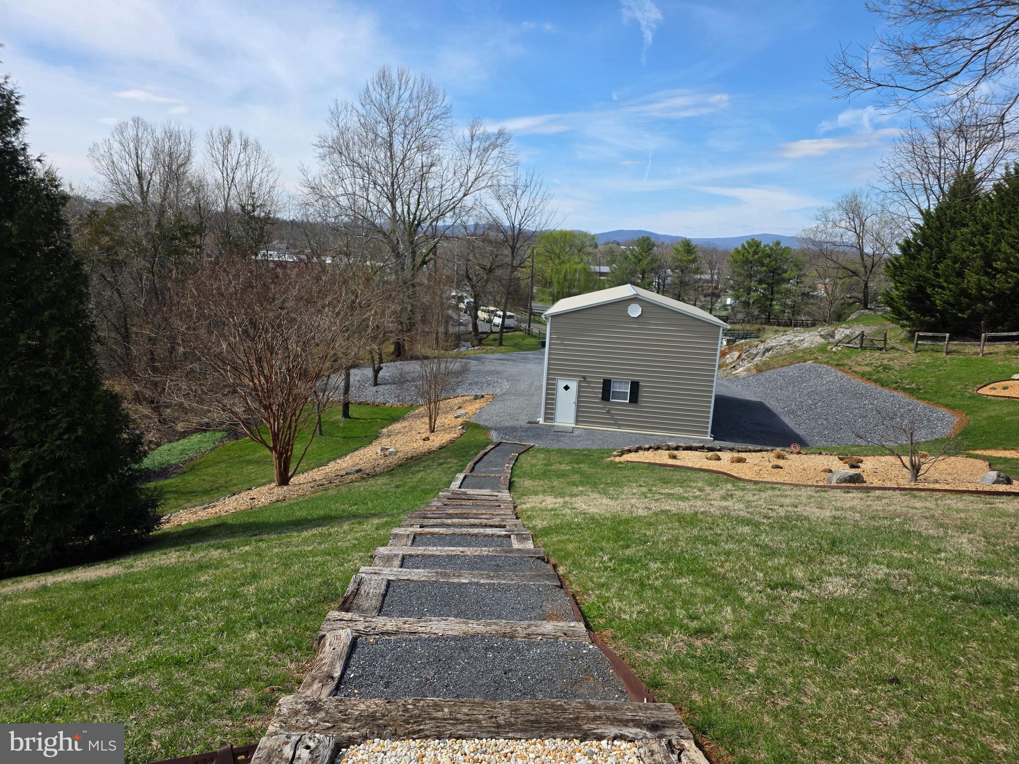 BEAU RIDGE - Residential