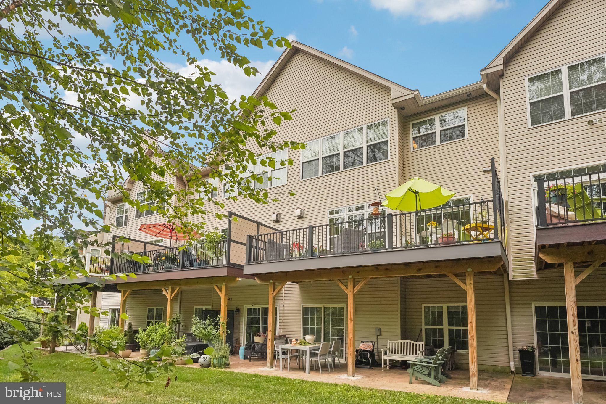 SPRING HOUSE LANE - Residential