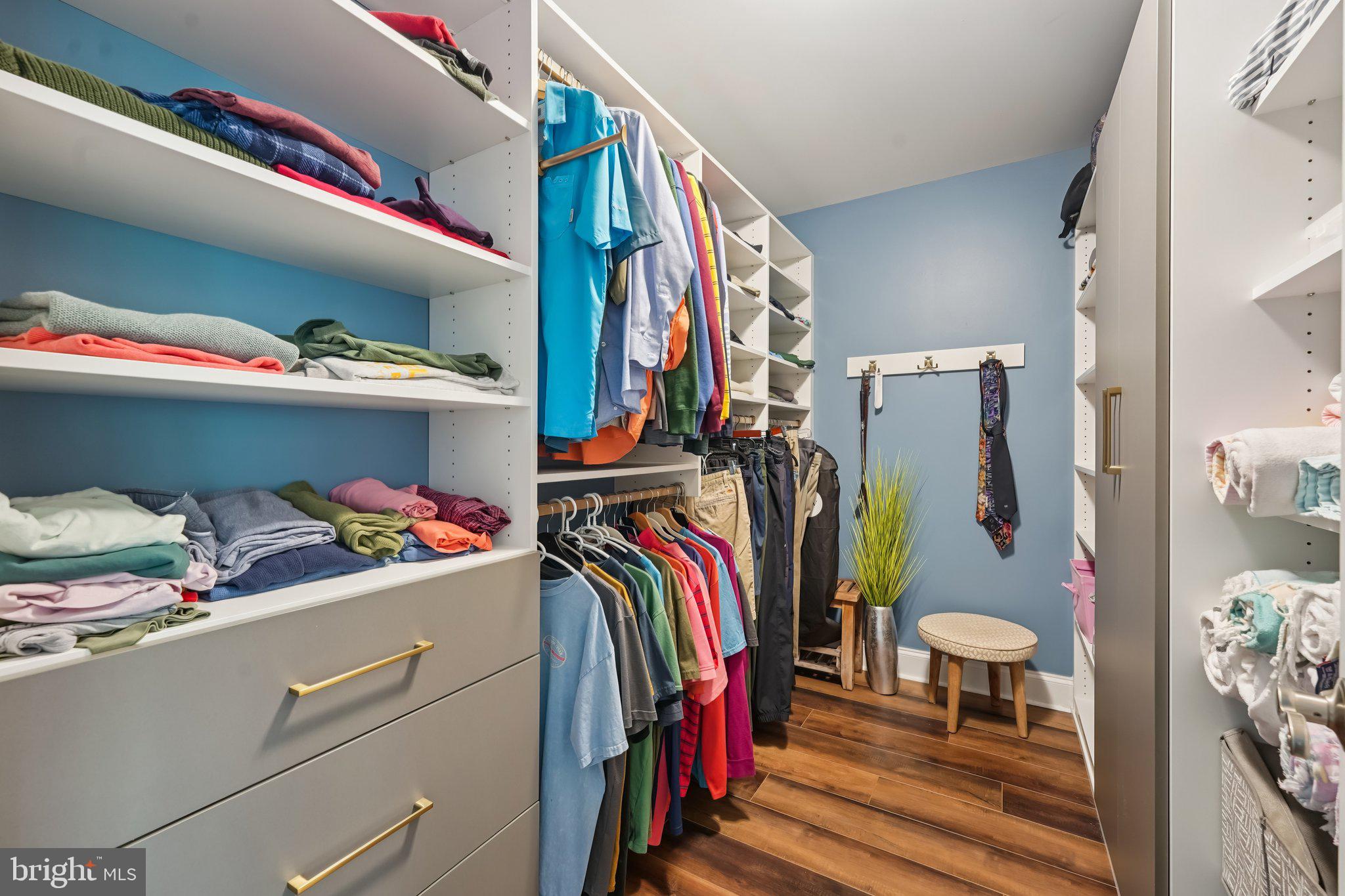 SPRING HOUSE LANE - Residential