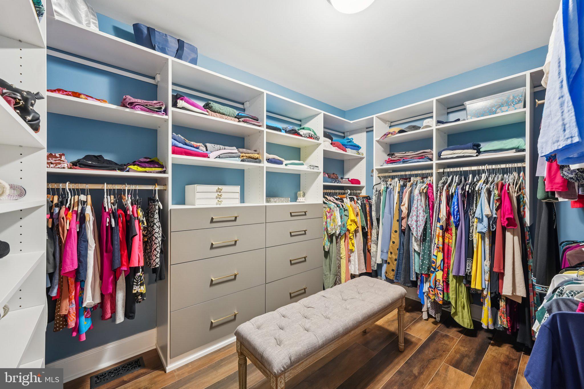 SPRING HOUSE LANE - Residential