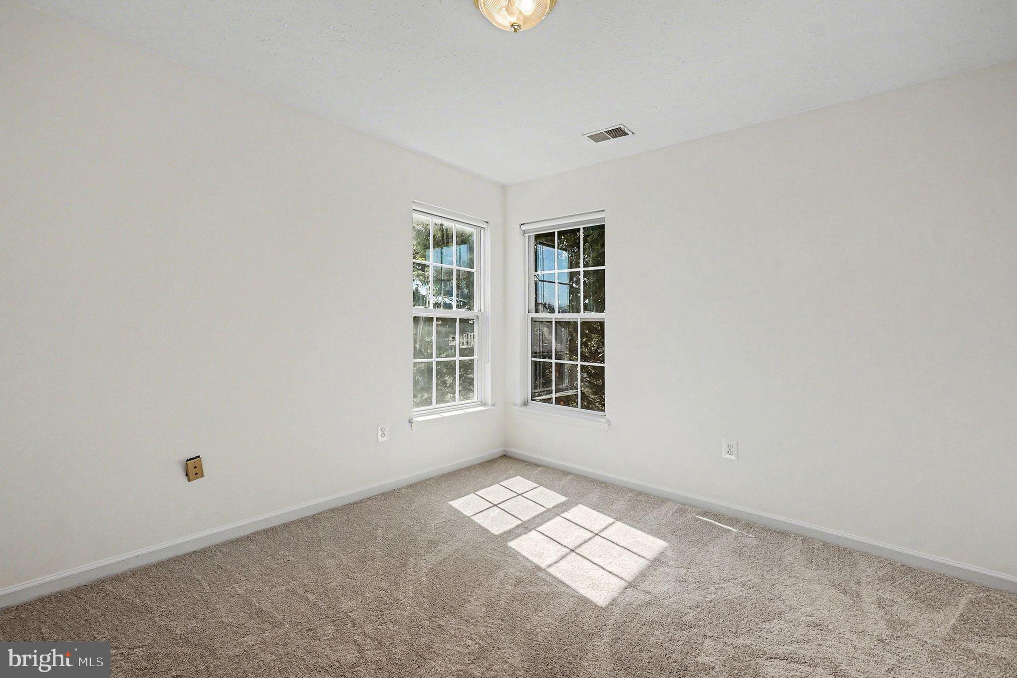 GRACE MANOR - Residential