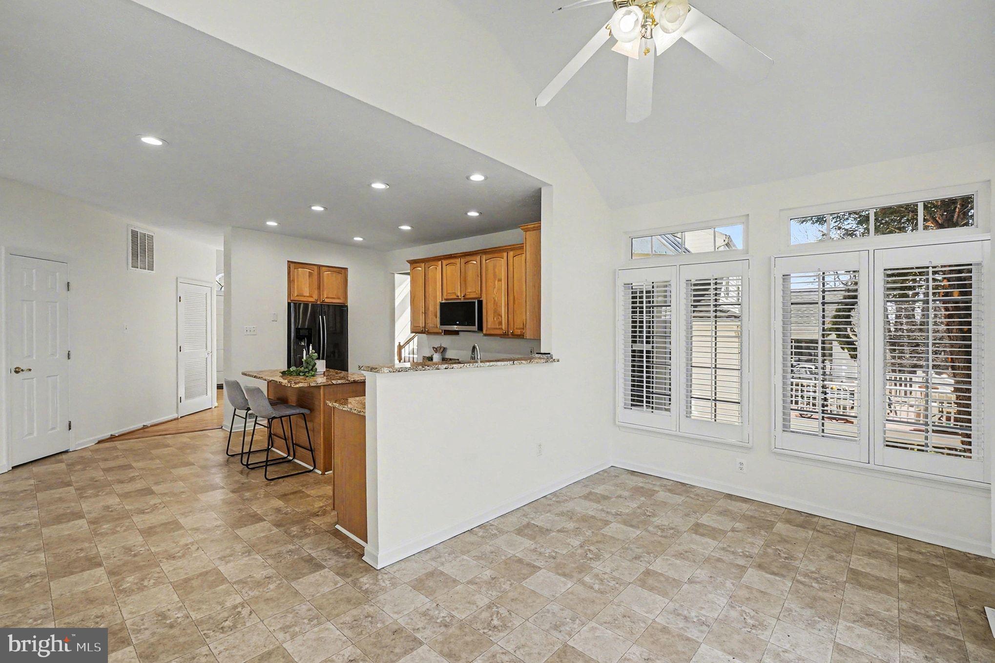 GRACE MANOR - Residential