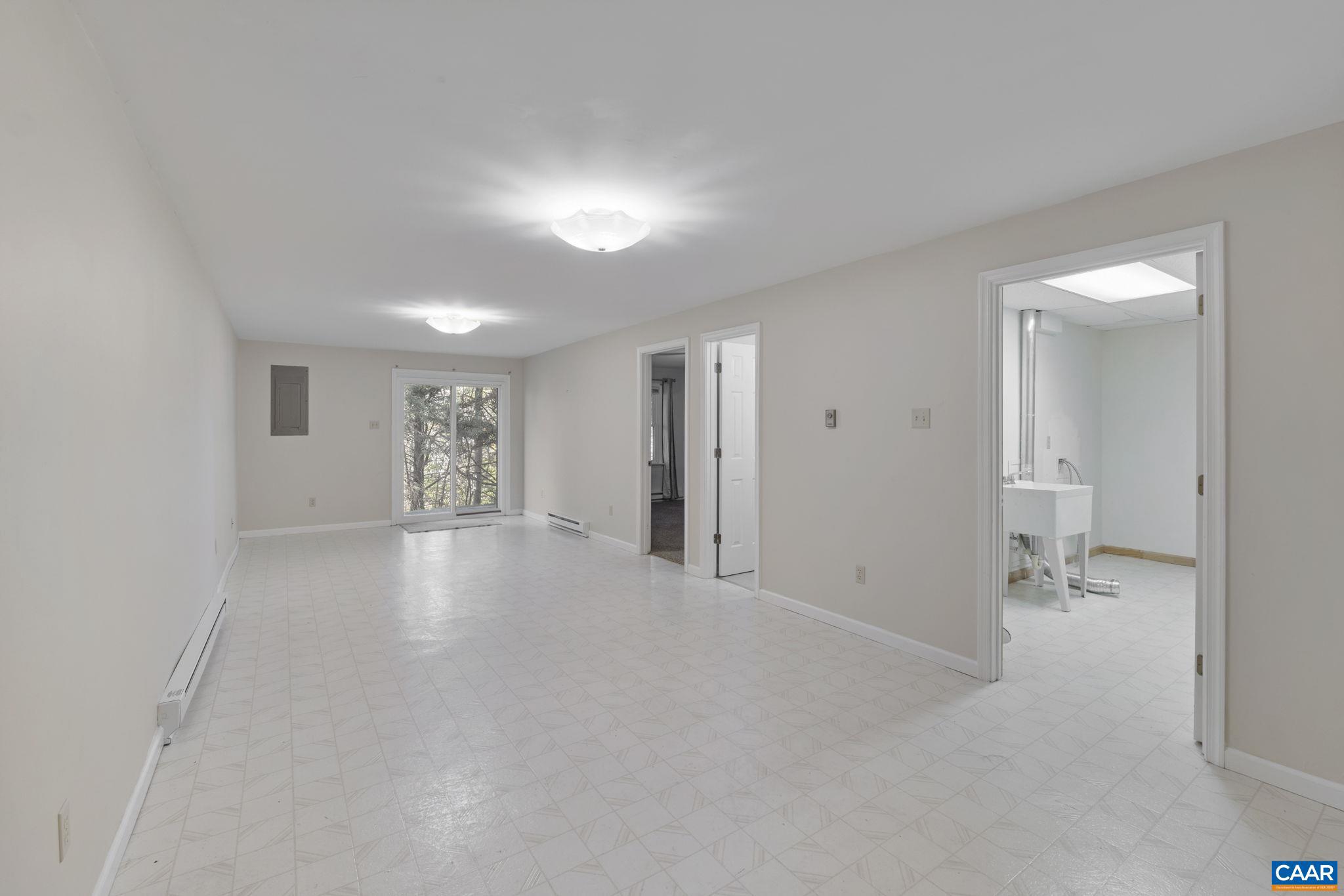 STONEHENGE - Residential