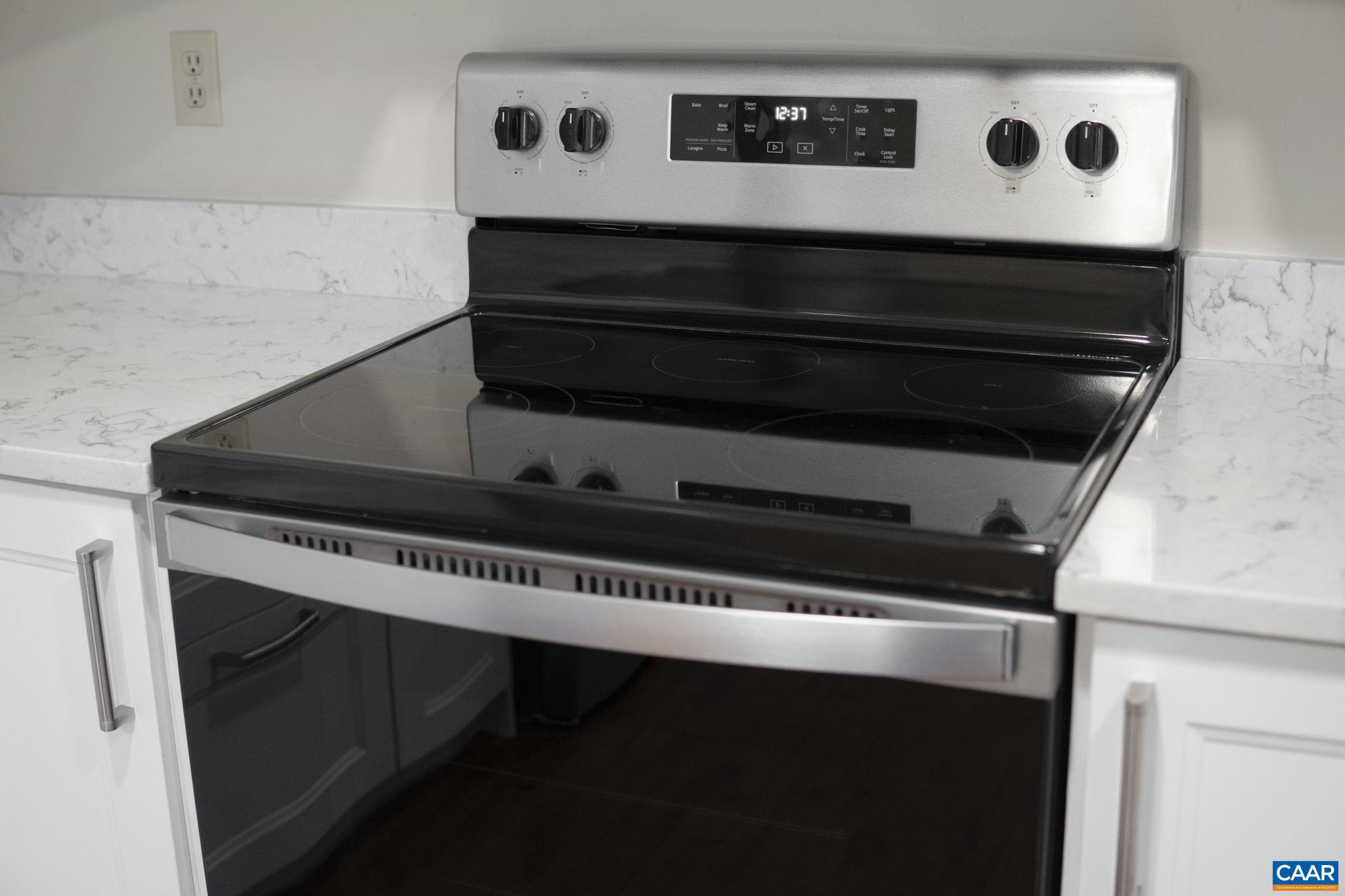 STONEHENGE - Residential