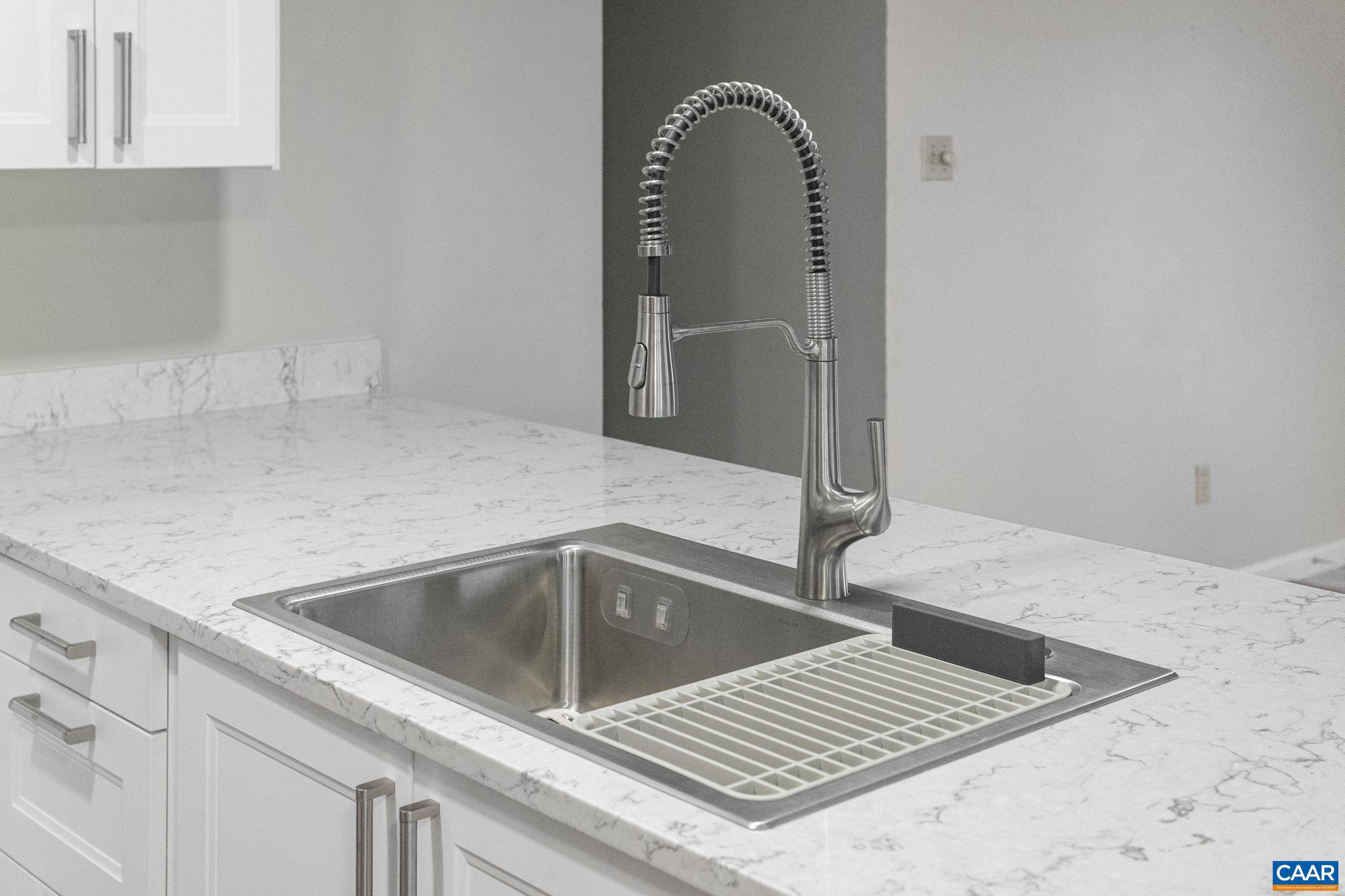 STONEHENGE - Residential