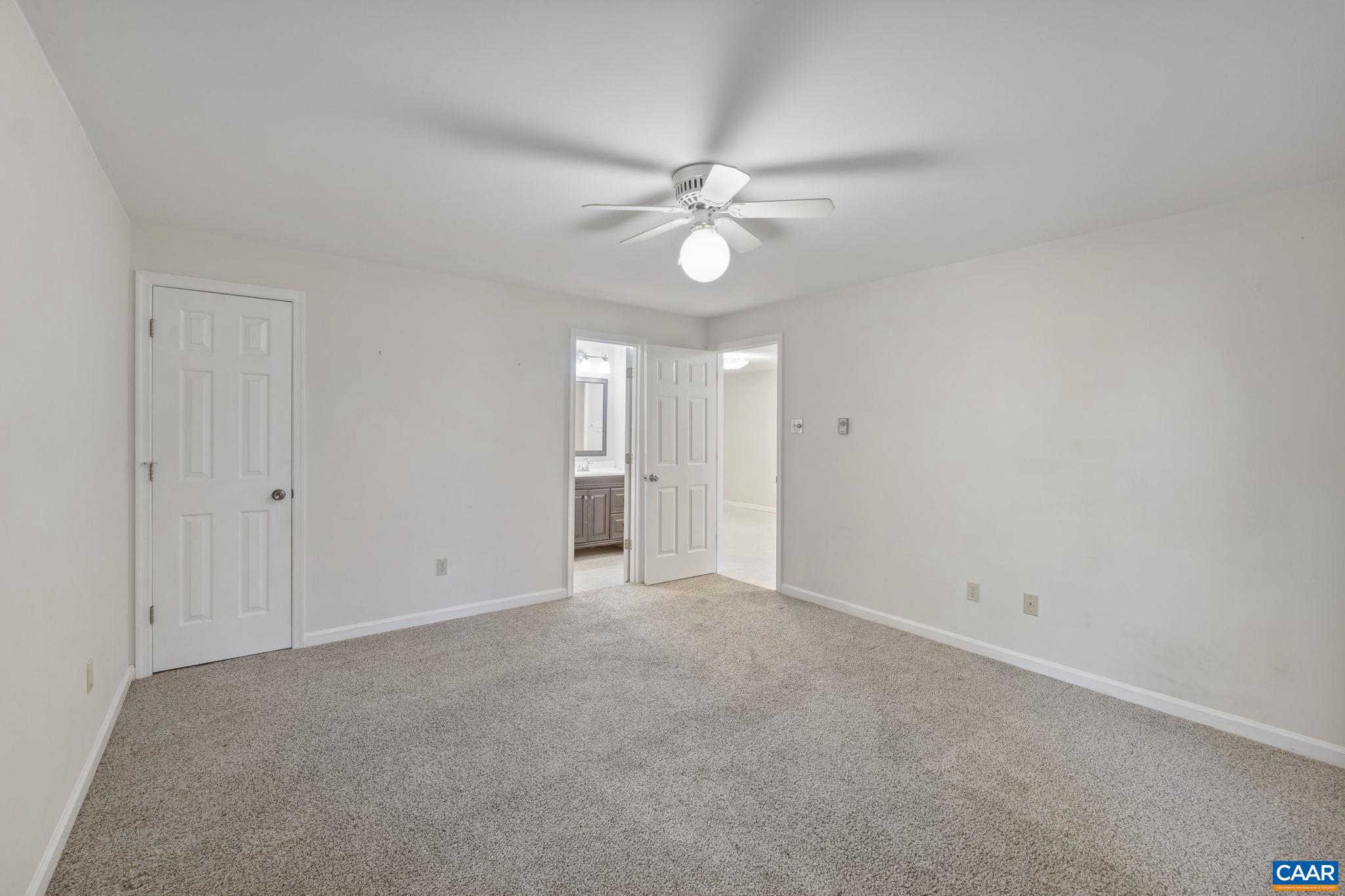 STONEHENGE - Residential