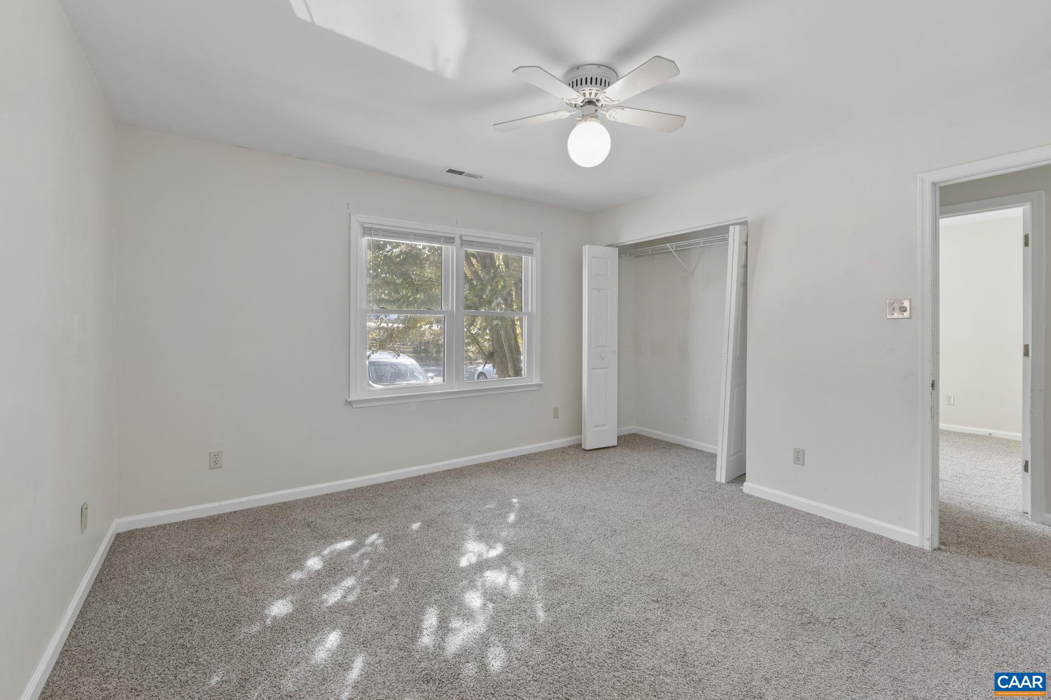 STONEHENGE - Residential