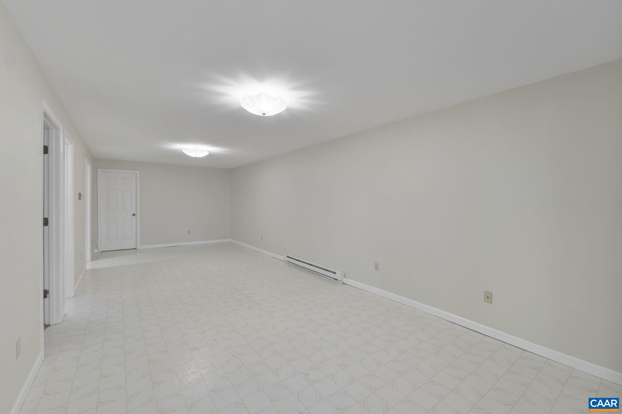 STONEHENGE - Residential