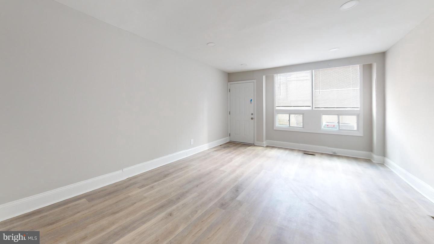 FITLER SQUARE - Residential Lease