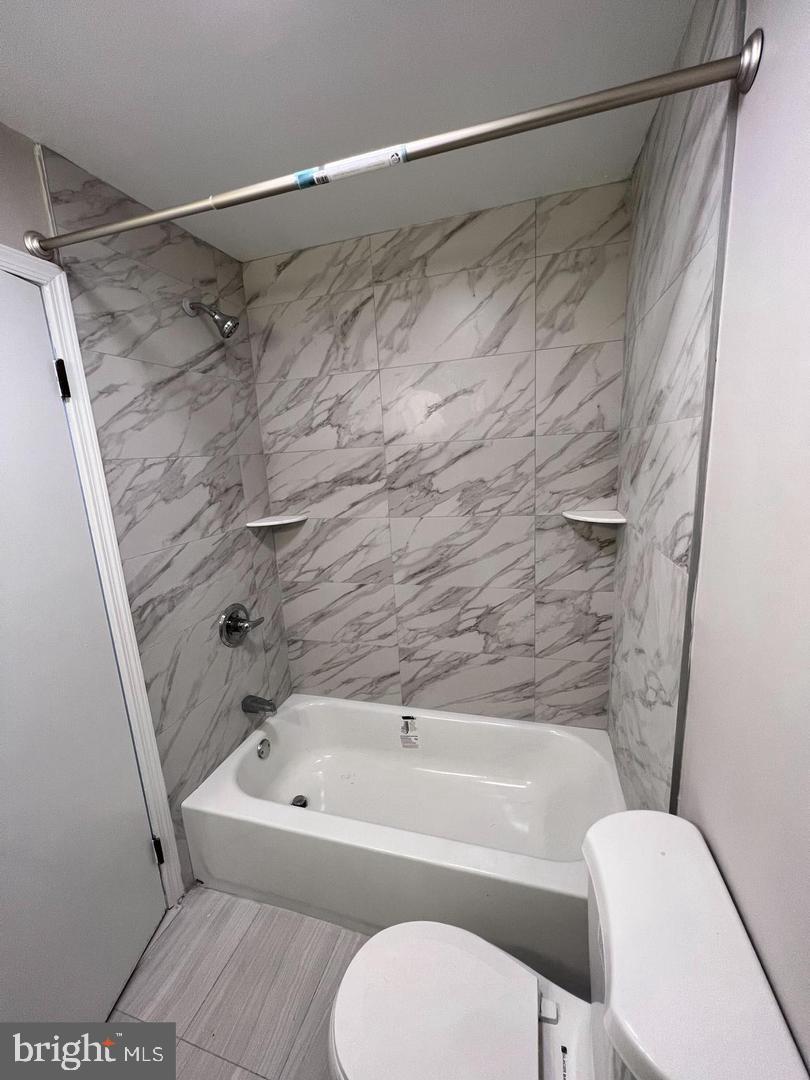 FITLER SQUARE - Residential Lease