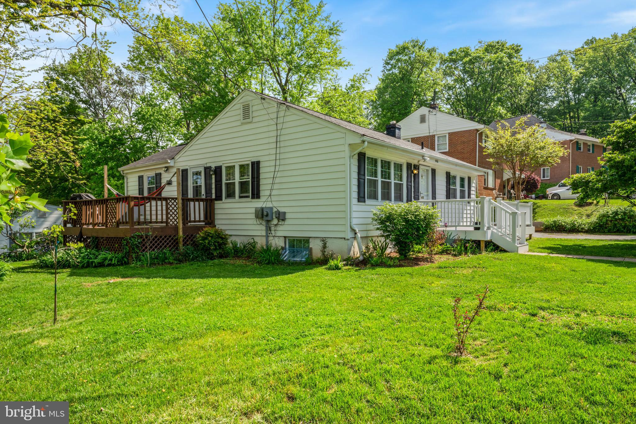 VIRGINIA HILLS - Residential