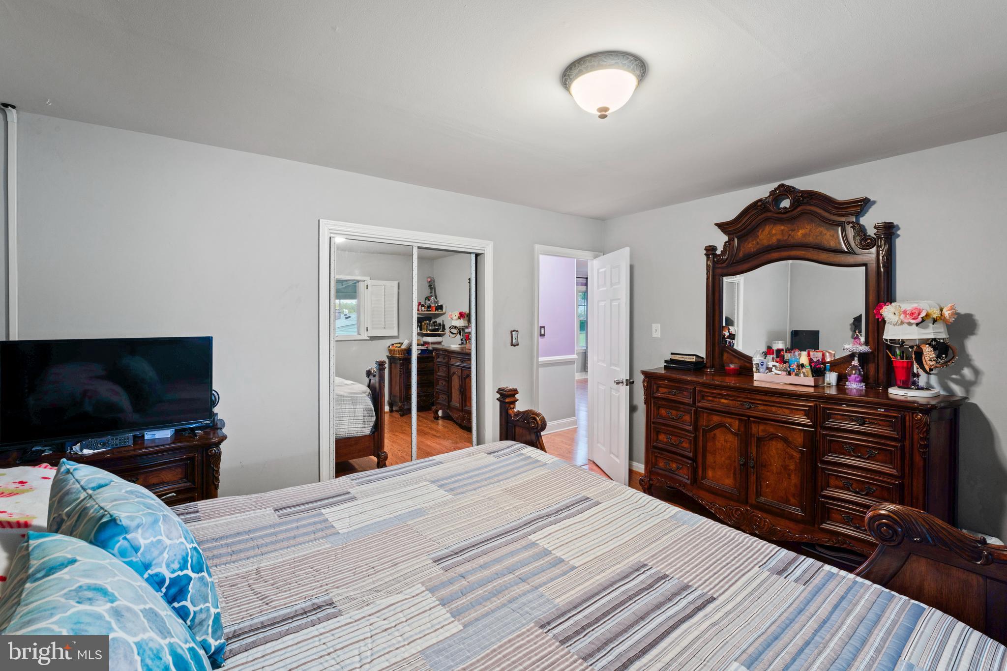 VIRGINIA HILLS - Residential