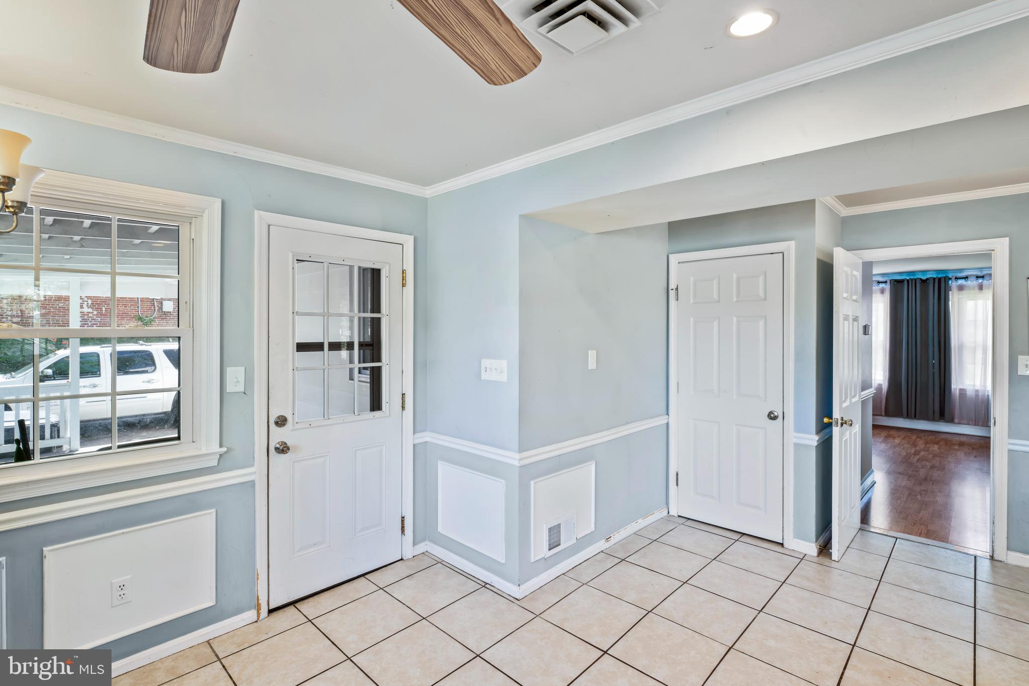 VIRGINIA HILLS - Residential