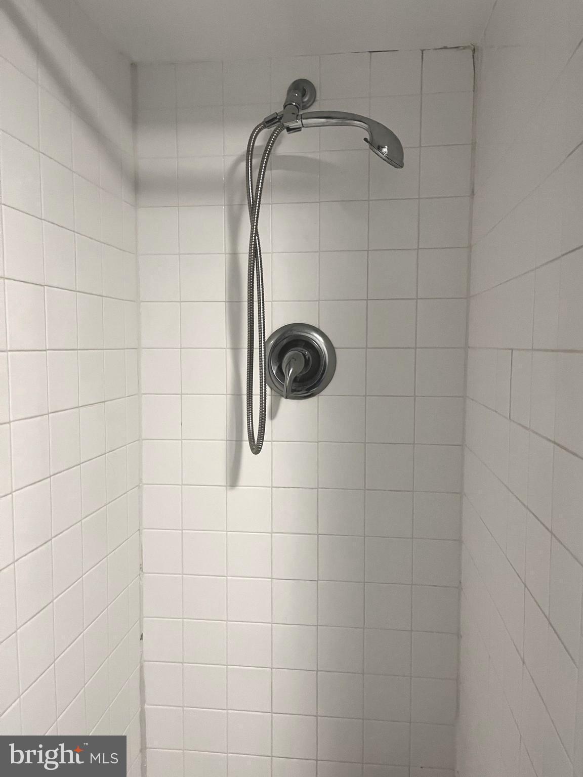 VIRGINIA HILLS - Residential