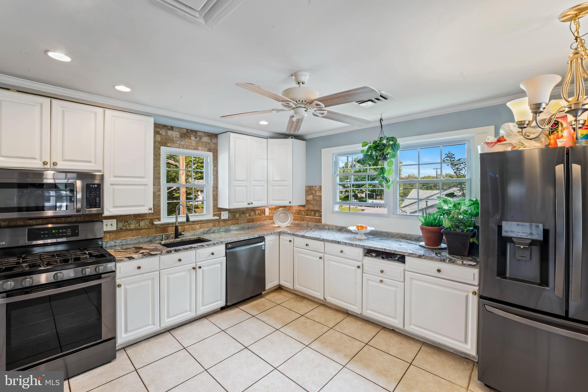 VIRGINIA HILLS - Residential