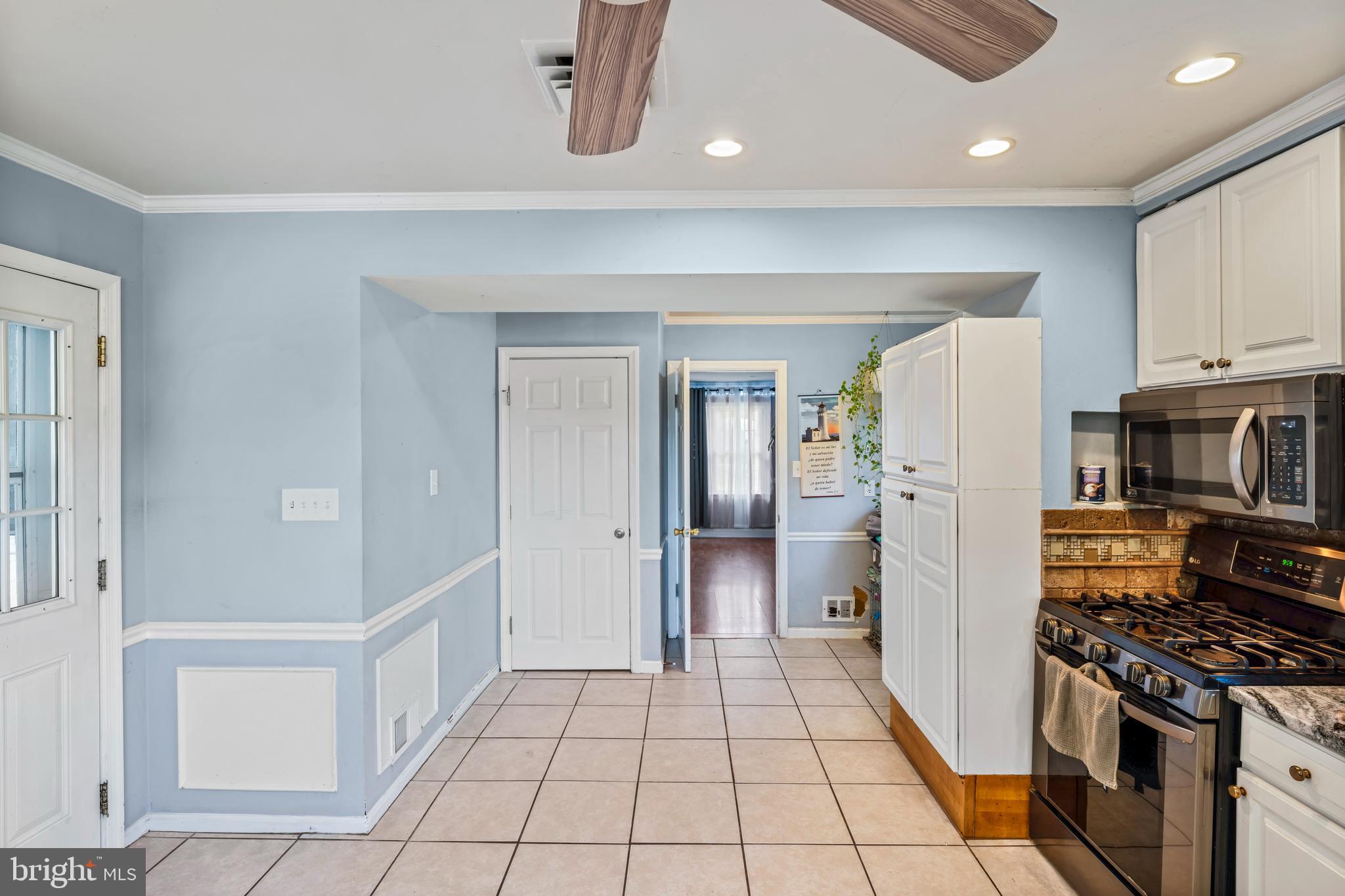 VIRGINIA HILLS - Residential