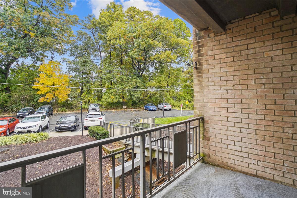 BETHESDA PARK - Residential Lease