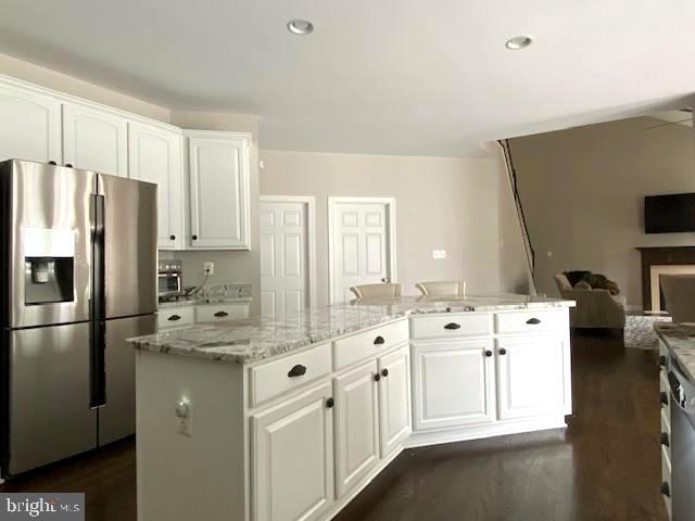 ARCHERS ROCK - Residential