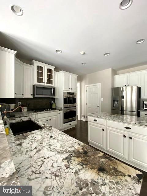 ARCHERS ROCK - Residential