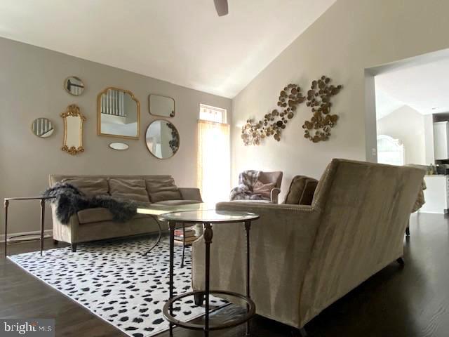 ARCHERS ROCK - Residential